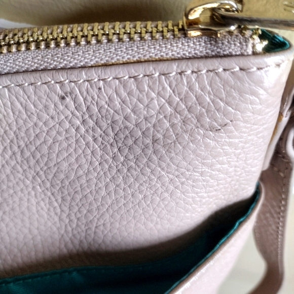 Susu Beige Leather Saxon Crossbody Handbag - Picture 12 of 12